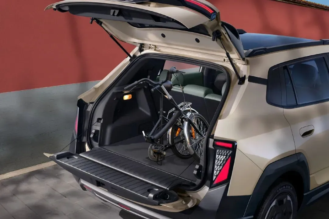 不到8萬買攬勝同款天地門,吉利造完攬勝又要造L9,還都不到30萬