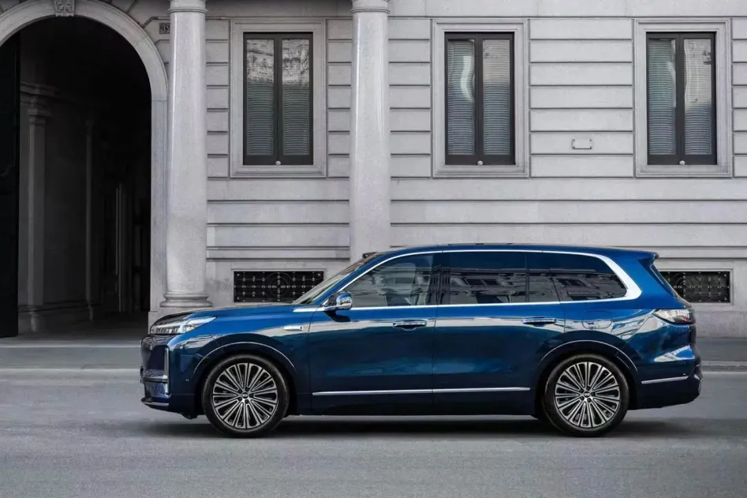 不到8萬買攬勝同款天地門,吉利造完攬勝又要造L9,還都不到30萬