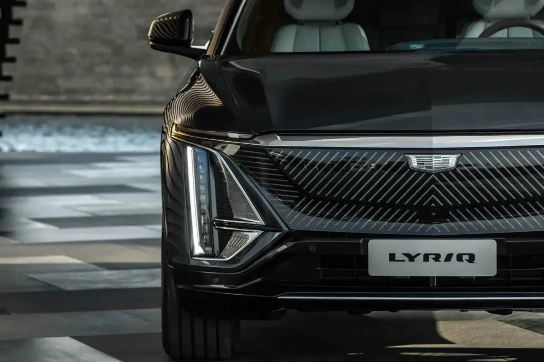 小米SU7等得望眼欲穿?23萬買5米車長豪車,現(xiàn)車不用等