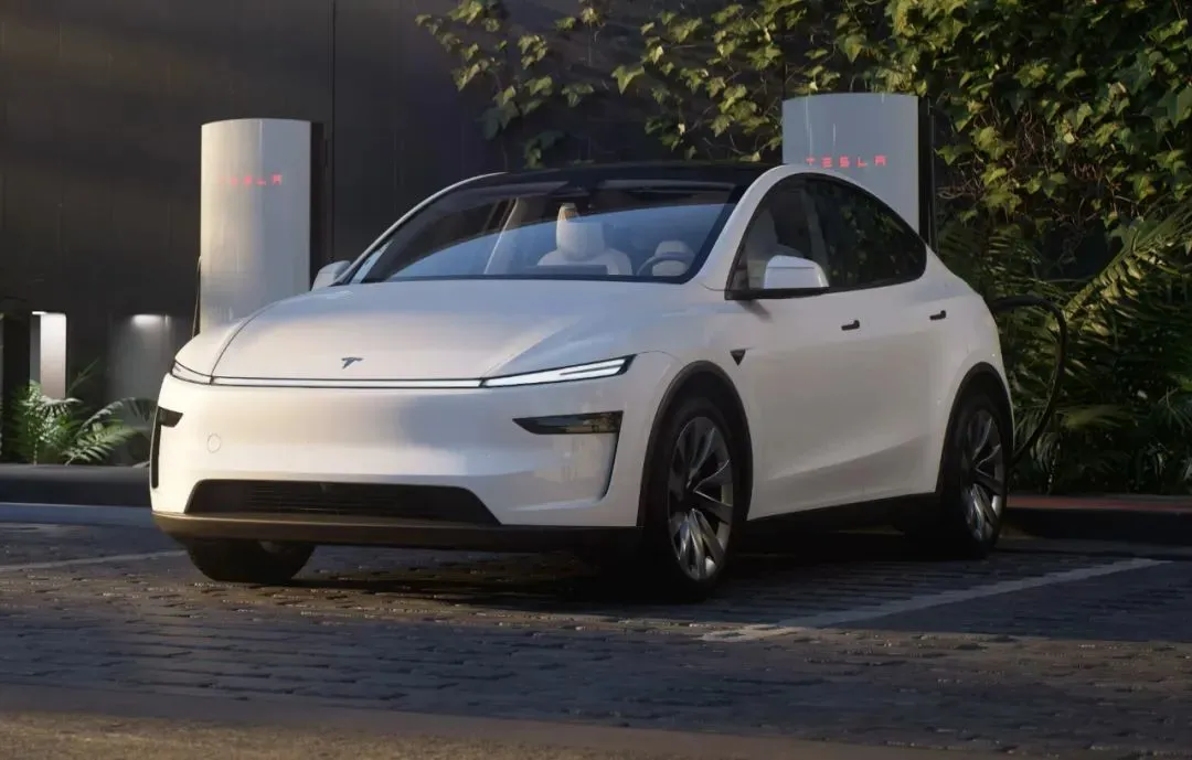 小米SU7等得望眼欲穿?23萬買5米車長豪車,現(xiàn)車不用等