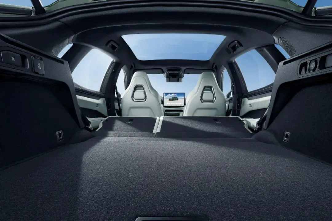 小米SU7等得望眼欲穿?23萬買5米車長豪車,現(xiàn)車不用等