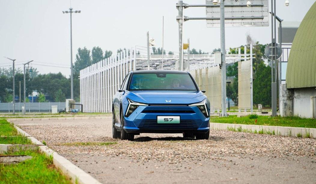 主流純電SUV大比拼,誰能通過“電車眩暈癥”大考驗?