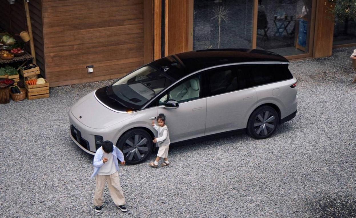 理想i8開啟預訂 預計售35萬起/將于7月29日發布