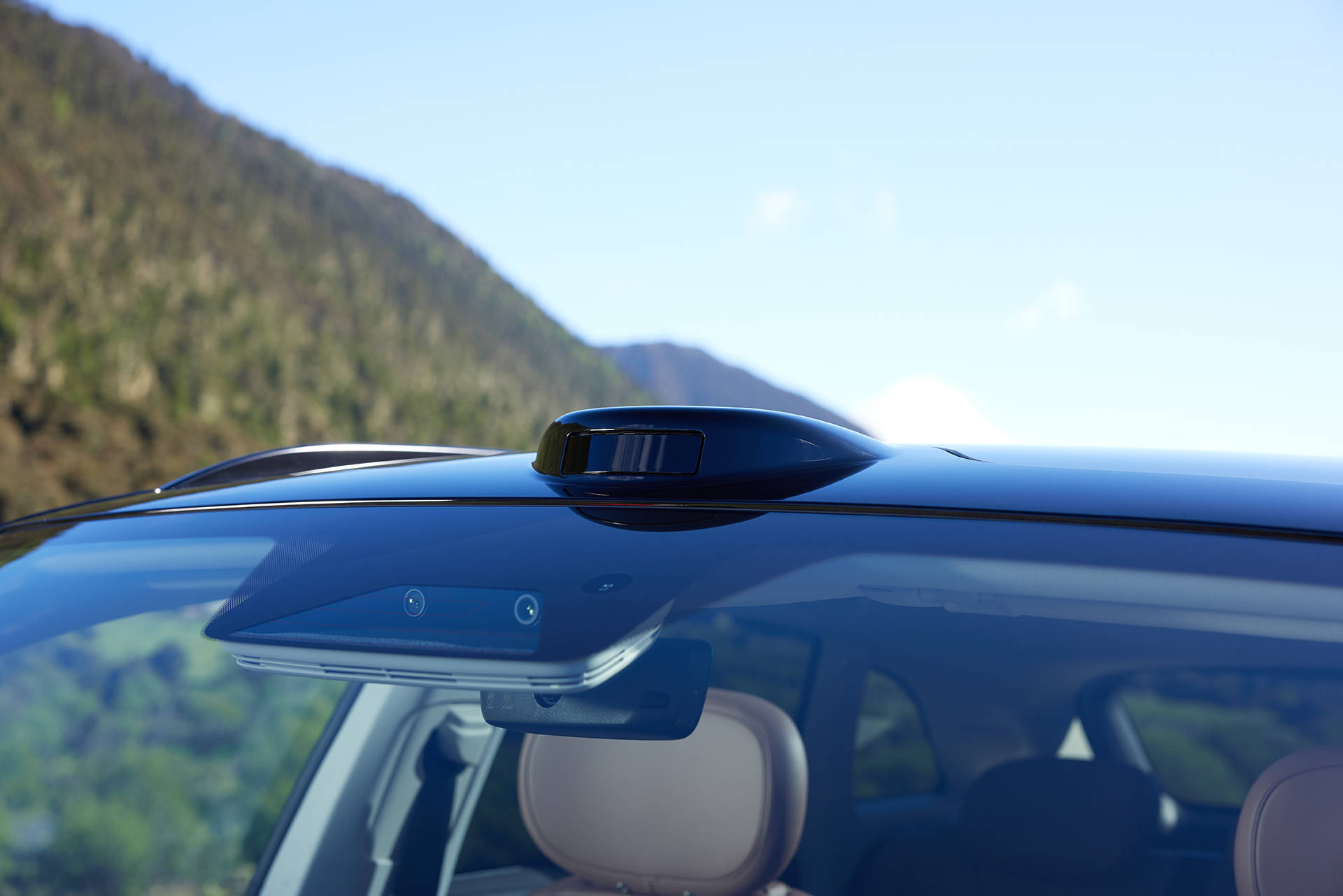 科技新貴VS傳統(tǒng)強(qiáng)者:26款零跑全新C11與宋PLUS,家用SUV怎么選?