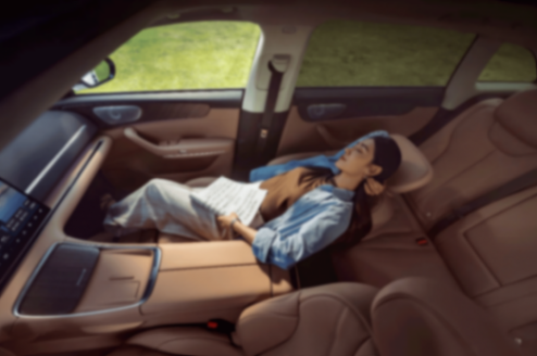 零跑汽車:十年逆襲,如何從被質疑到崛起?