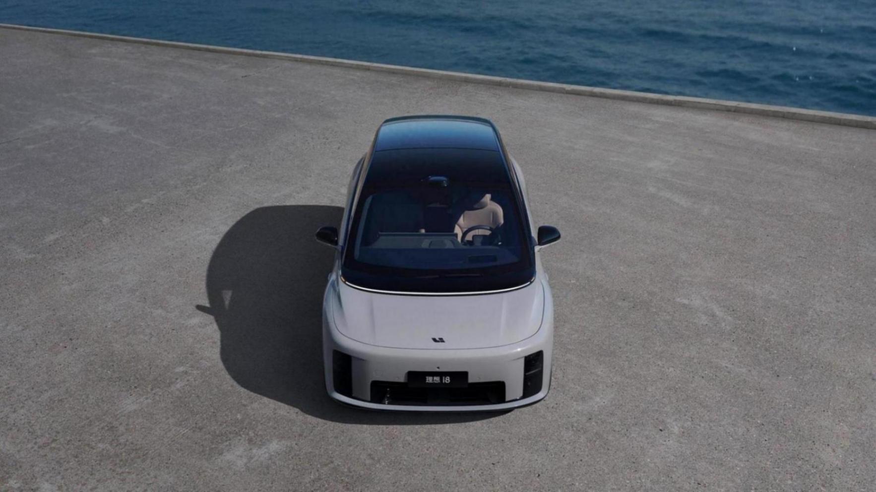 現實版“皇帝的新裝”?一臺純電SUV,拼了命證明自己不是MPV?