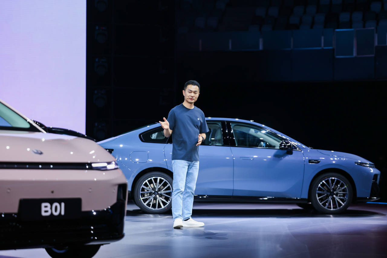 8.98萬起的零跑B01:重整10萬級純電轎車江山