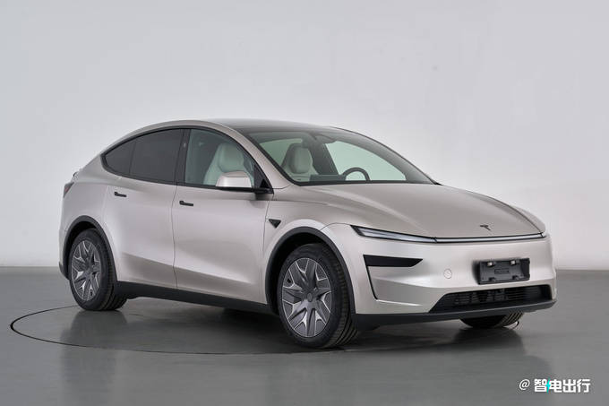 Model X“平替”9月見?特斯拉這波操作太離譜了!