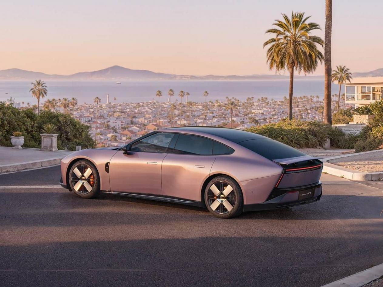 純電車續航不夠?老黃歷了,現在看誰能“憋”,好多人不過200km