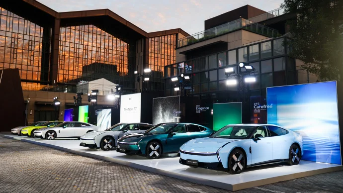 何小鵬：全新小鵬P7預售6分37秒小訂突破10000臺