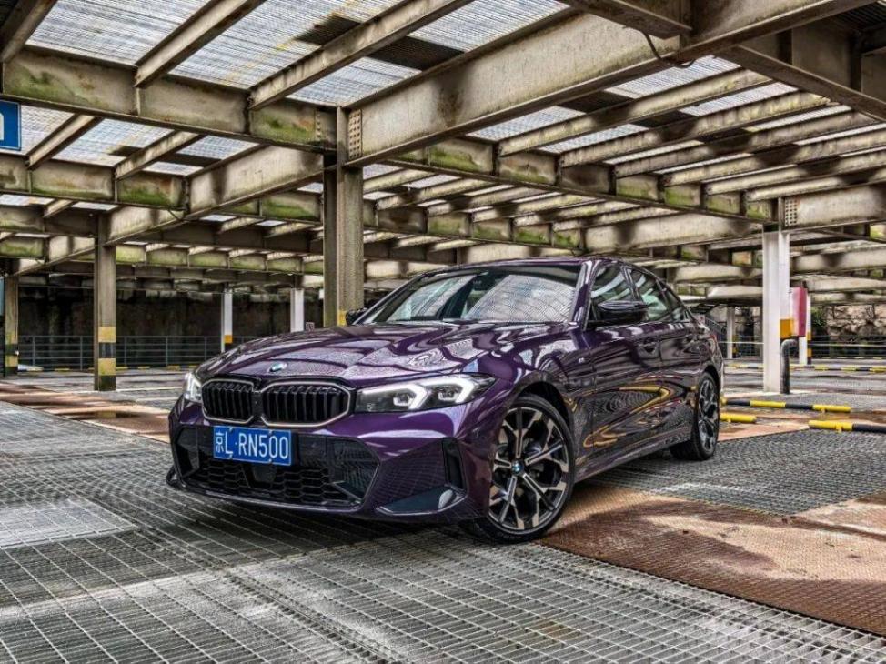 碳纖維+閃電紫+全國限量1000臺,開完這款寶馬只想說:很開心很自信!