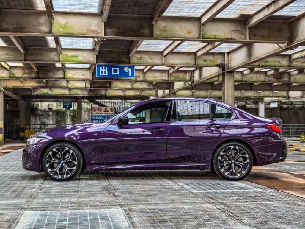 碳纖維+閃電紫+全國限量1000臺,開完這款寶馬只想說:很開心很自信!