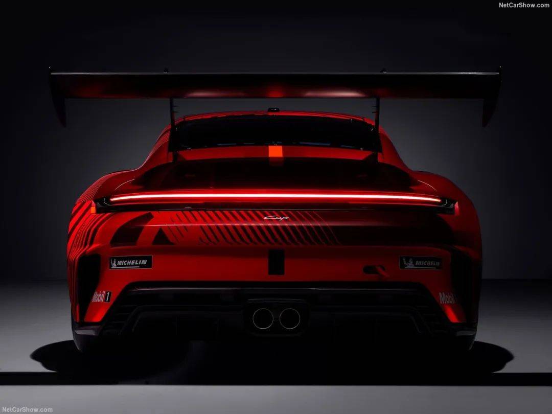 911 Cup+911 GT3 R,保時捷發布全新賽道雙車,開始屠榜