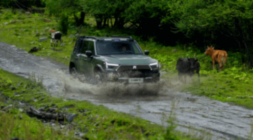 對話尤崢、靳玉志、曹東杰:智能越野第一車,猛士817有何與眾不同?