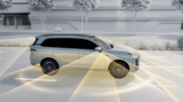 空間配置雙優對決:深藍S09以高性價比力壓問界M8