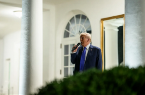 曝美國擬推出芯片本土產(chǎn)量與海外進(jìn)口量對(duì)等規(guī)則,以降低進(jìn)口依賴 曝美國擬推出芯片本土產(chǎn)量與海外進(jìn)口量對(duì)等規(guī)則,以降低進(jìn)口依賴