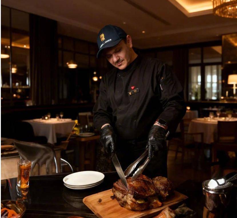 河南足球要崛起!13家資產上億金主打造豪門,未來問鼎亞冠冠軍!